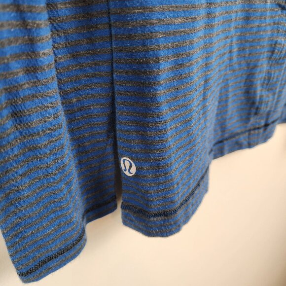 Lululemon Athletica Devotion Top Long sleeve Stripes fits like Small women - Picture 6 of 7